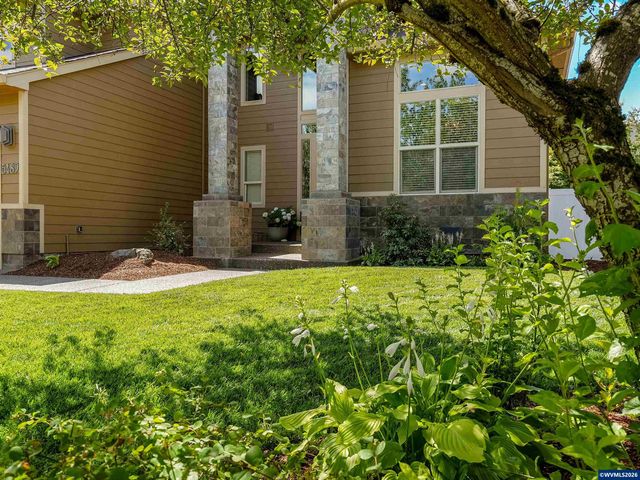 5489 Salal St SE, Salem, OR 97306