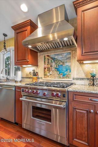 13 Ellingham Avenue, Monroe, NJ 08831