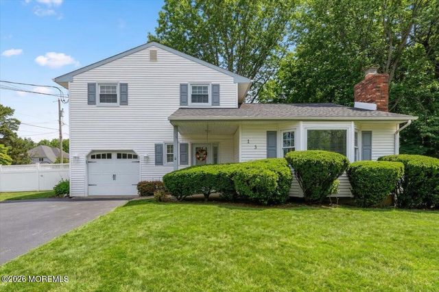 13 Ellingham Avenue, Monroe, NJ 08831