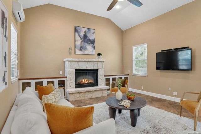 25010 ARROW RDG, San Antonio, TX 78258