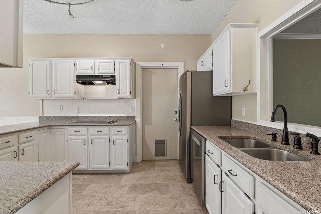25010 ARROW RDG, San Antonio, TX 78258
