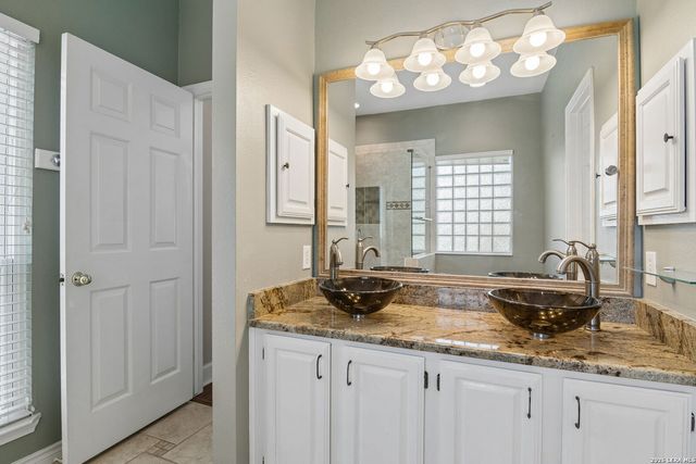 25010 ARROW RDG, San Antonio, TX 78258
