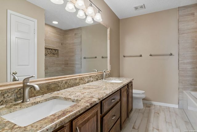 25010 ARROW RDG, San Antonio, TX 78258