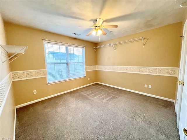 3692 Crofts Pride DR, Virginia Beach, VA 23453