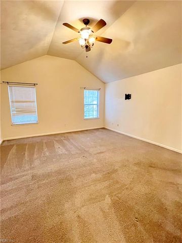 3692 Crofts Pride DR, Virginia Beach, VA 23453