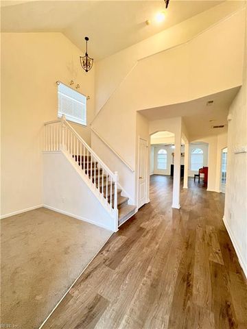 3692 Crofts Pride DR, Virginia Beach, VA 23453