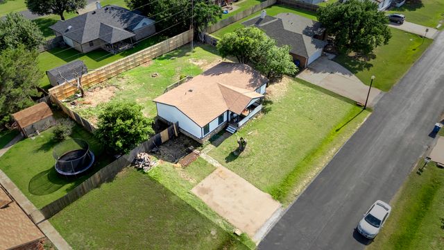 305 Branson Road, Roanoke, TX 76262