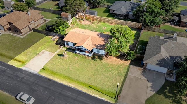 305 Branson Road, Roanoke, TX 76262