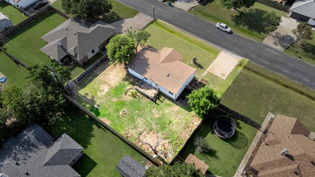 305 Branson Road, Roanoke, TX 76262