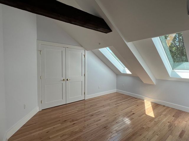 10 Deerfield Ave 2, Shelburne, MA 01370