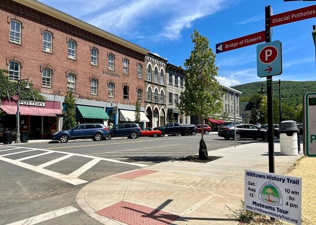 10 Deerfield Ave 2, Shelburne, MA 01370