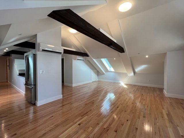 10 Deerfield Ave 2, Shelburne, MA 01370