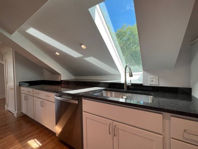 10 Deerfield Ave 2, Shelburne, MA 01370