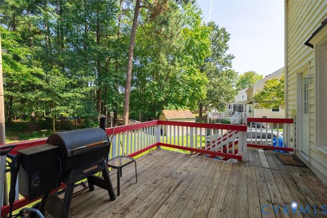 5424 Old Warson Dr, Chesterfield, VA 23237