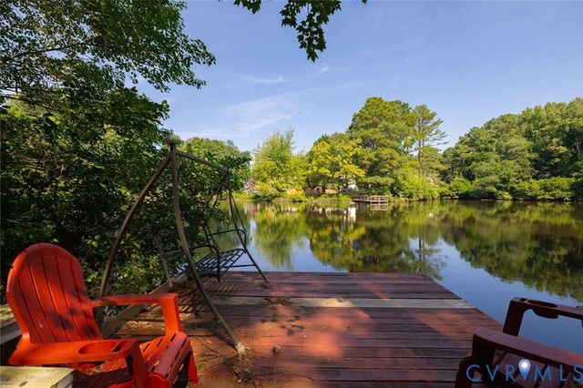 5424 Old Warson Dr, Chesterfield, VA 23237