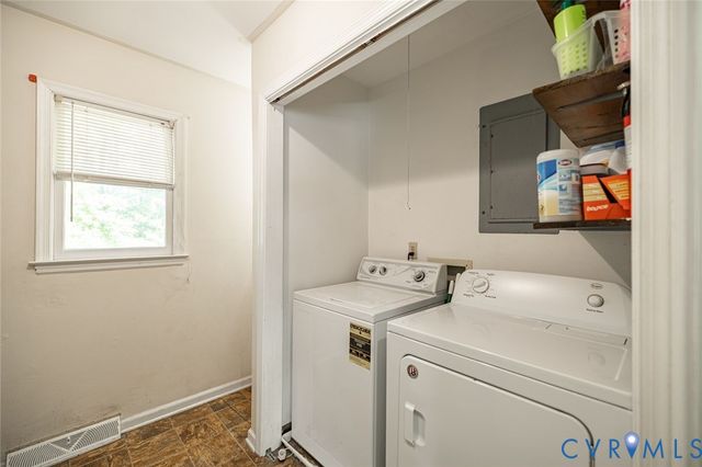 5424 Old Warson Dr, Chesterfield, VA 23237