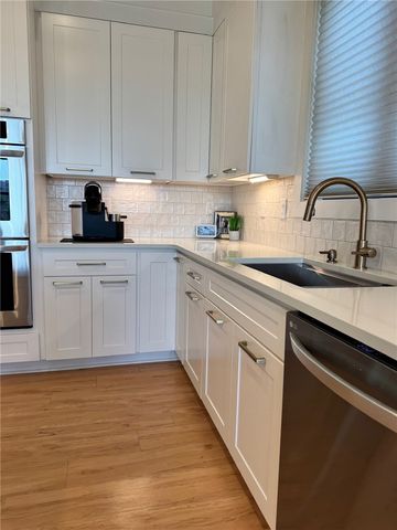 1007 Honey Locust Dr, Penn Twp, PA 15644