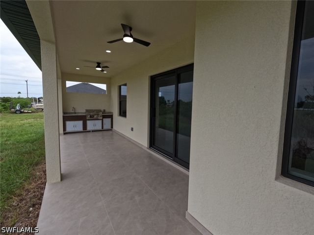 2423 NW 6th ST, Cape Coral, FL 33993