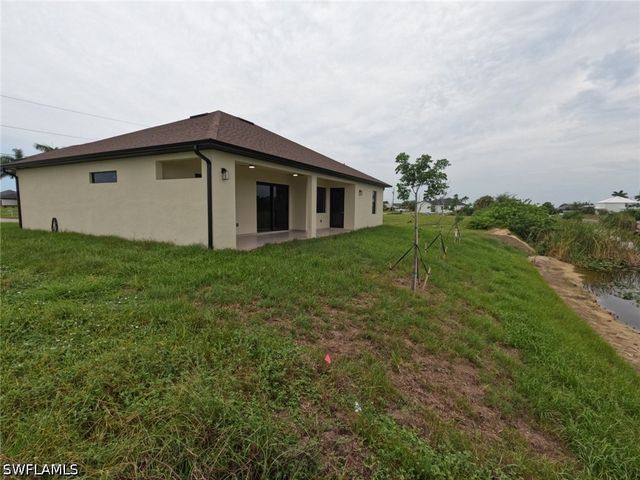 2423 NW 6th ST, Cape Coral, FL 33993