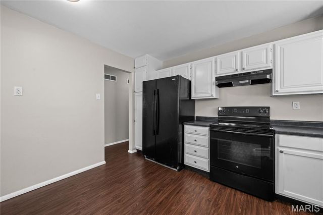 1070 Campion Lane, Florissant, MO 63031