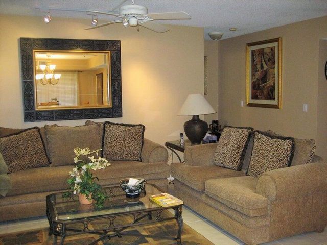 17256 Boca Club Boulevard 1401, Boca Raton, FL 33487