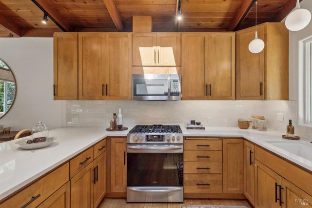 94 Berkeley Ave, San Anselmo, CA 94960