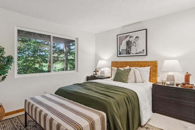 94 Berkeley Ave, San Anselmo, CA 94960