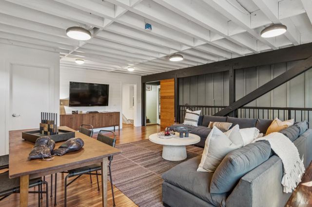 94 Berkeley Ave, San Anselmo, CA 94960