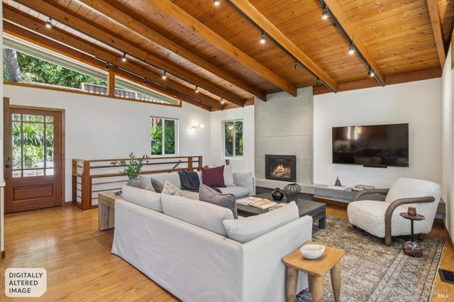 94 Berkeley Ave, San Anselmo, CA 94960