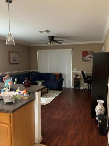 296 Gazetta Way, West Palm Beach, FL 33413