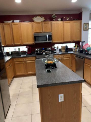 296 Gazetta Way, West Palm Beach, FL 33413