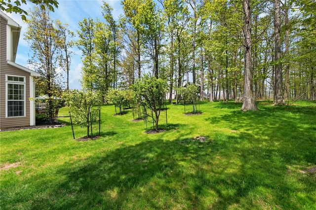 5030 West Ridge Run, Canandaigua Town, NY 14424