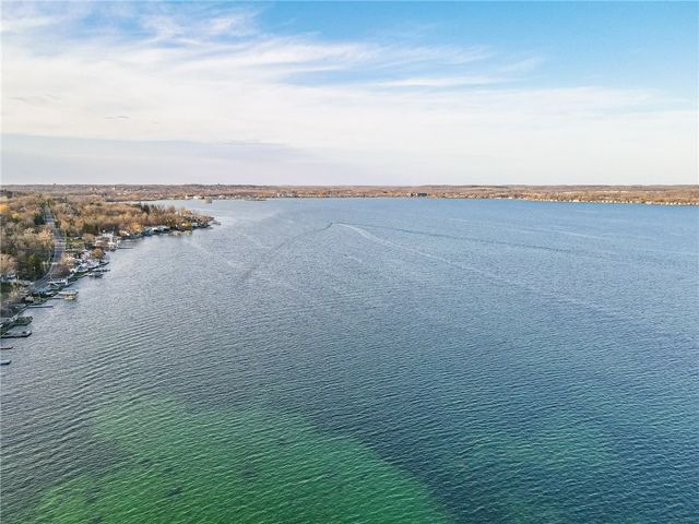 5030 West Ridge Run, Canandaigua Town, NY 14424