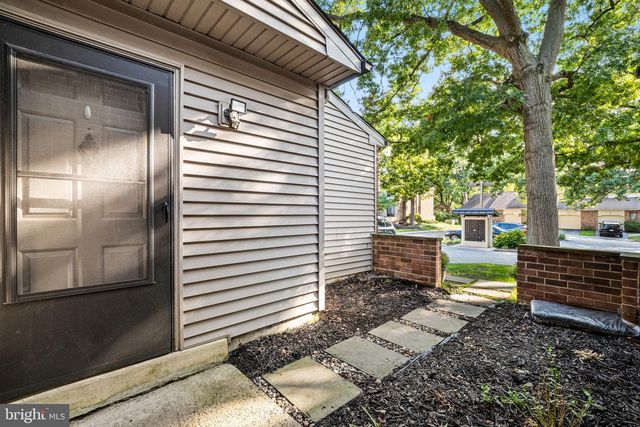 402 DANOR CT, Chesterbrook, PA 19087