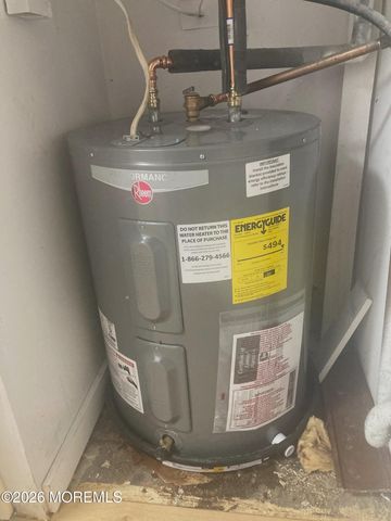 145B Buckingham Drive, Lakewood, NJ 08701