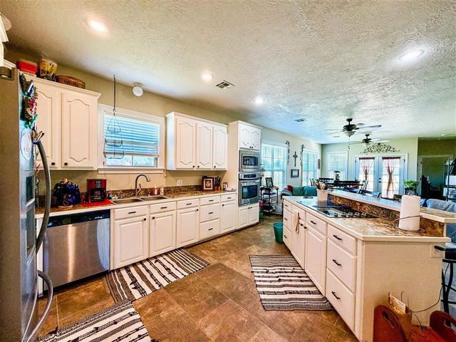 5205 Volunteer Road, Sulphur, LA 70665