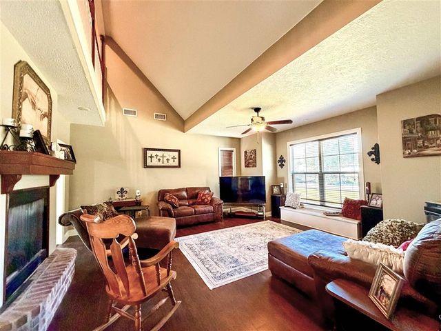 5205 Volunteer Road, Sulphur, LA 70665