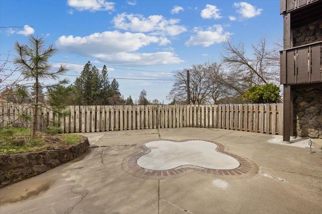 844 W Cliff Dr, Spokane, WA 99204