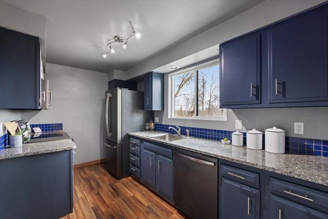 844 W Cliff Dr, Spokane, WA 99204