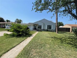 822 E Warren Ave, Kingsville, TX 78363