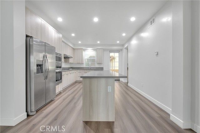 501 W Foothill Boulevard 107, Claremont, CA 91711