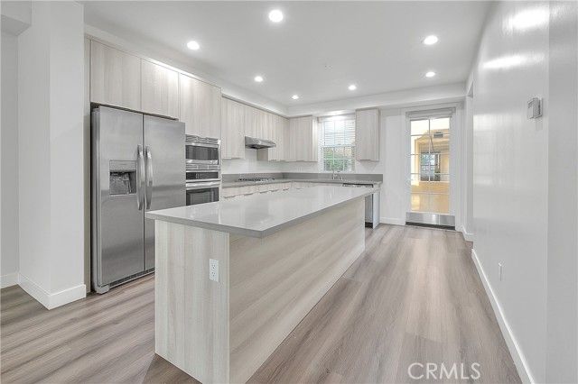 501 W Foothill Boulevard 107, Claremont, CA 91711