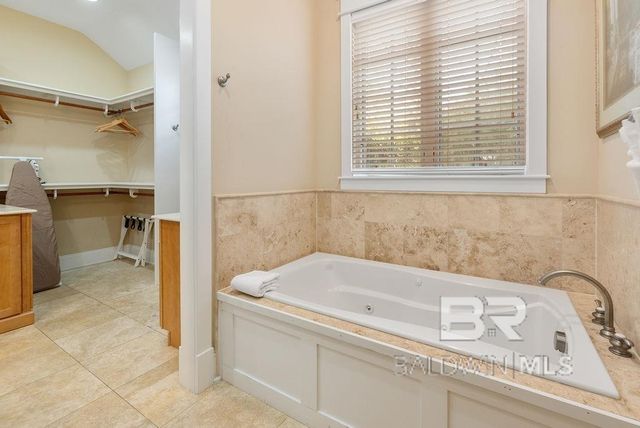 8743 Greenwich Court, Gulf Shores, AL 36542