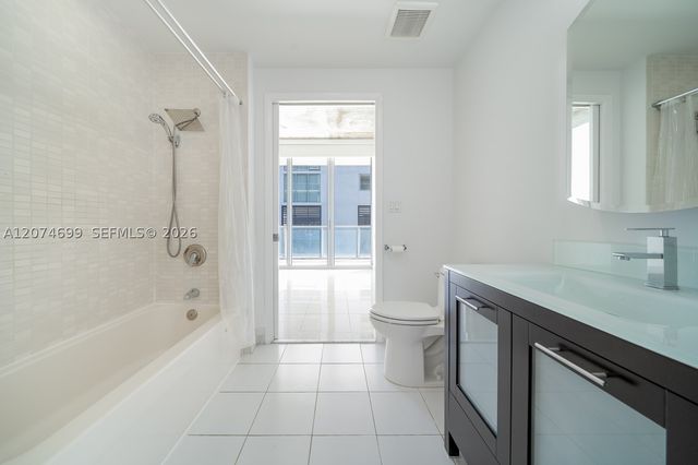 3470 E Coast Ave H0910, Miami, FL 33137