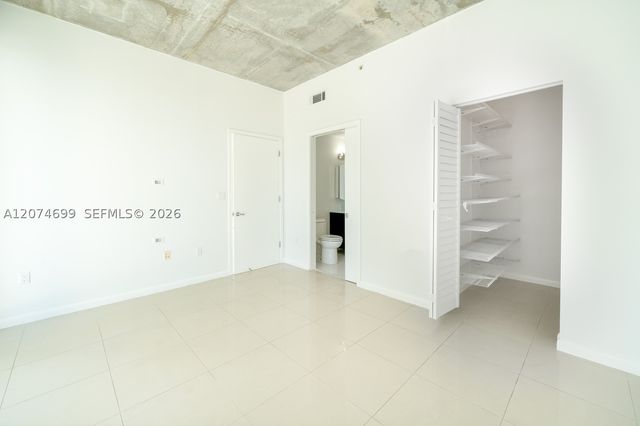 3470 E Coast Ave H0910, Miami, FL 33137