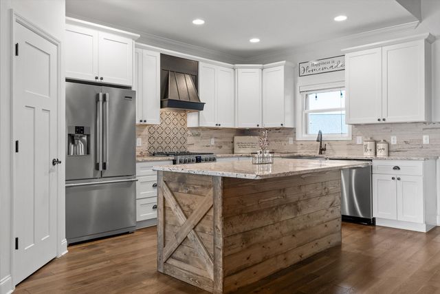 7904 Frostwood Lane, Ooltewah, TN 37363