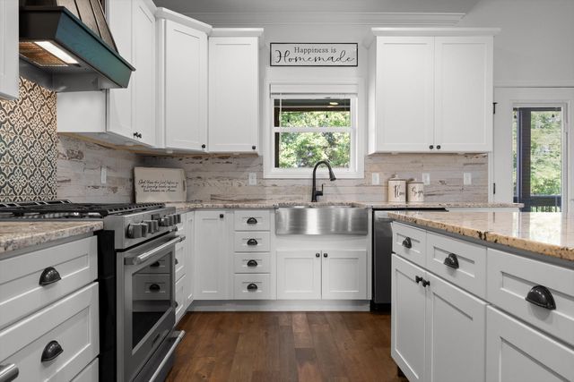 7904 Frostwood Lane, Ooltewah, TN 37363