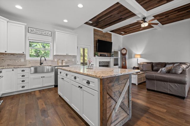 7904 Frostwood Lane, Ooltewah, TN 37363