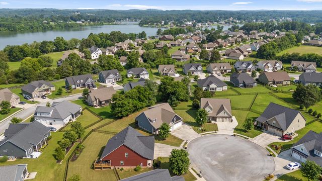 7904 Frostwood Lane, Ooltewah, TN 37363