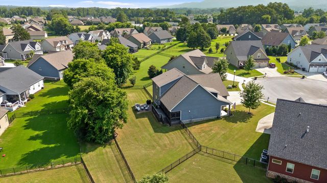 7904 Frostwood Lane, Ooltewah, TN 37363